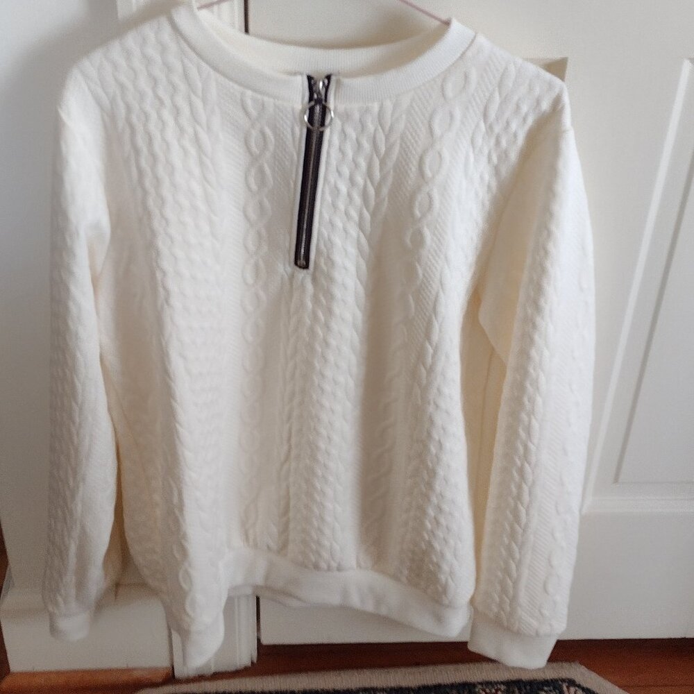 Women's Long-Sleeve 3/4 Zip Top